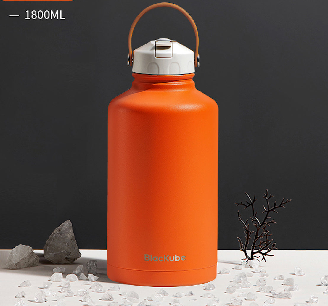 BlacKube 喝多多保溫杯 1800ml 不鏽鋼材質 保溫/保冷 超大容量 品牌授權正品 露營必備保溫壺 送吸管刷